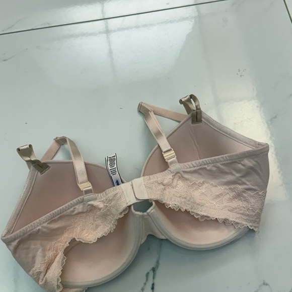 Victoria's Secret Blush Pink Bra Size 38DD - Picture 4 of 5